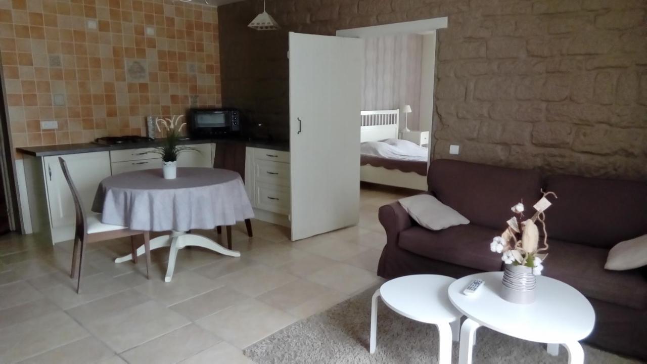 蝴蝶庄园酒店 Beaujeu-Saint-Vallier-et-Pierrejux 外观 照片
