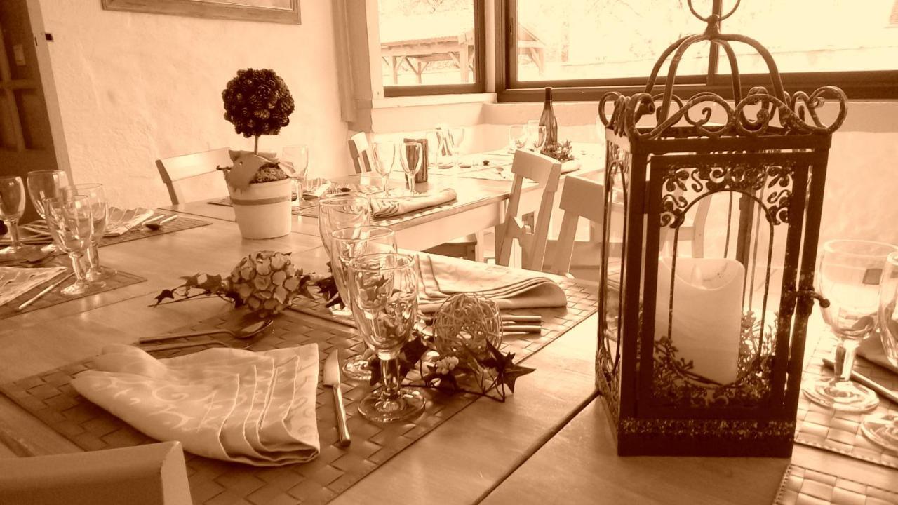 蝴蝶庄园酒店 Beaujeu-Saint-Vallier-et-Pierrejux 外观 照片